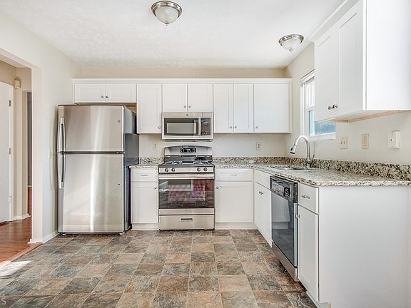 5th image of 4595 Garden Hills Dr