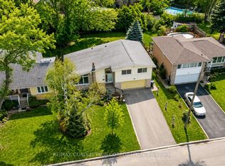 333 Pleasant Ave, Toronto, ON M2R 2R3