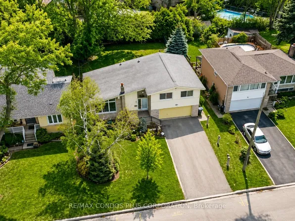 333 Pleasant Ave, Toronto, ON M2R 2R3