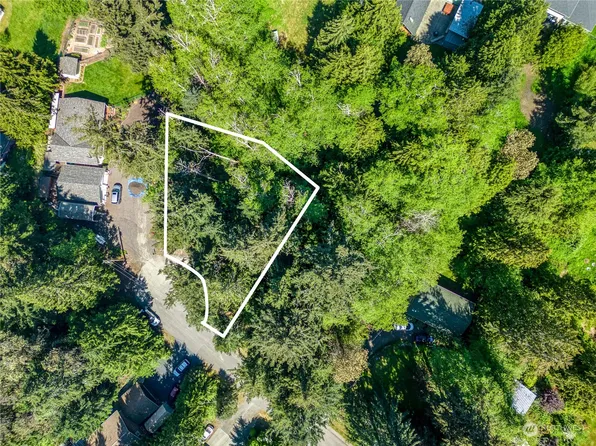5920 Cedar Court NE, Hansville, WA 98340