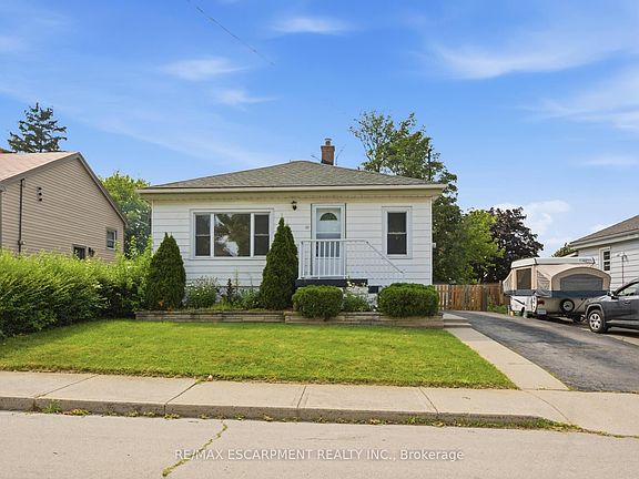 3rd image of 22 David Ave