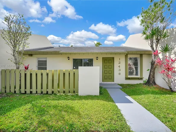 12438 SW 115th Ter, Miami, FL 33186