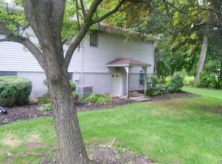 12 Oakwood Ter, Spring Valley, NY 10977