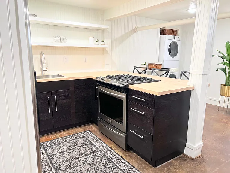 2520 Jefferson Ave — Photo 54