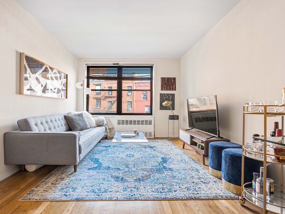 1st image of 165 Christopher St APT 5U