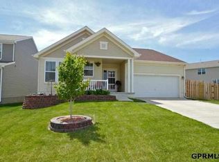 14961 Grebe St, Bennington, NE 68007