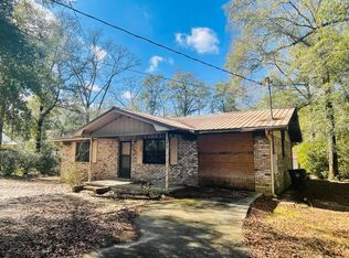 386 Florence St, Defuniak Springs, FL 32435