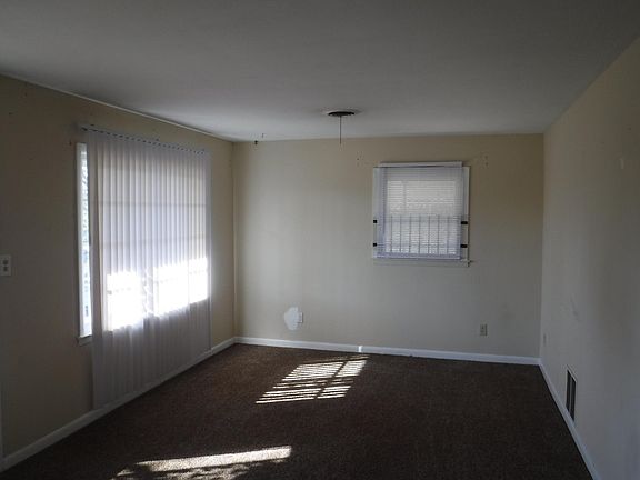 2nd image of 2317 Walden Dr