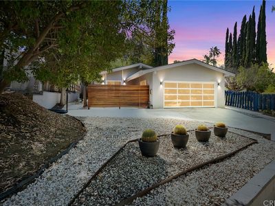 4737 Topanga Canyon Blvd, Woodland Hills, CA, 91364