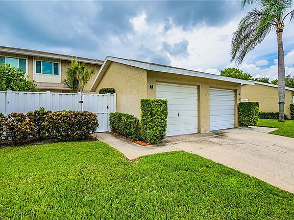 3rd image of 6537 Cape Hatteras Way NE APT 3
