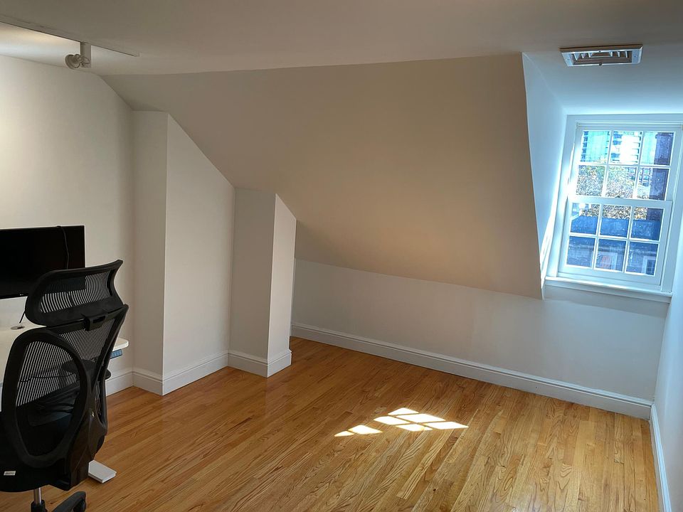 4th Floor Office