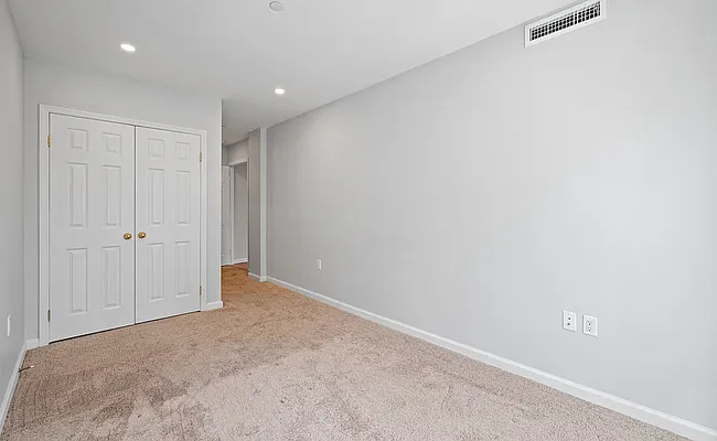 Rented by LivingNY | media 13