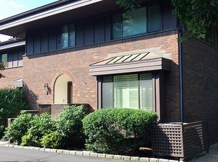 289 New Norwalk Rd #4, New Canaan, CT 06840