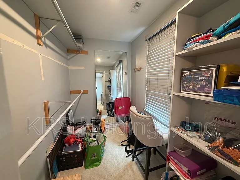 1520 Woodside Ct N — Photo 29