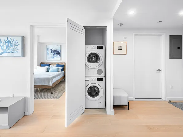 33-71 Prince Street image 5 of 11