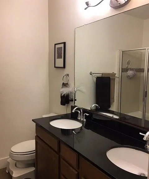 13420 Lyndhurst St #103 — Photo 6