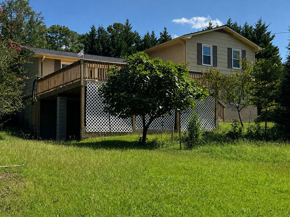 2nd image of 2729 Irene Cir