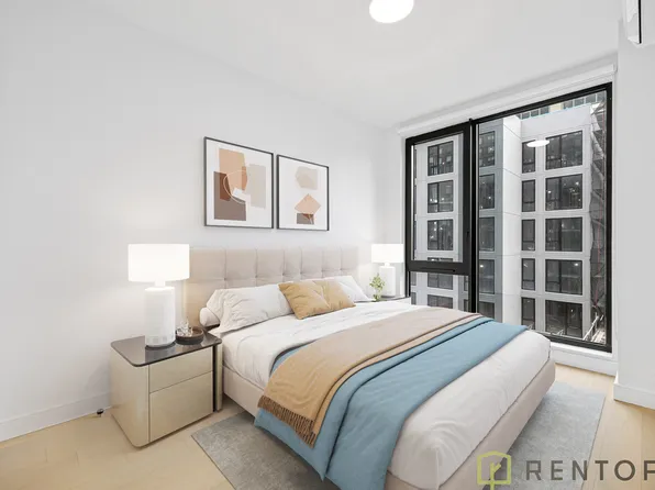 554 West 46th Street image 5 of 14