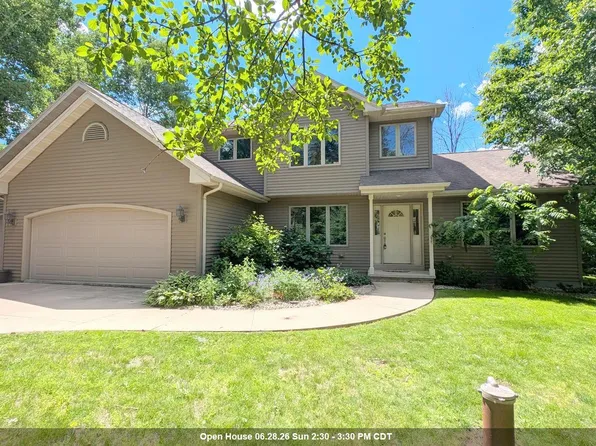W4954 Emery Ln, Fond Du Lac, WI 54937