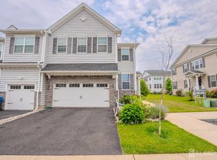 7 Jasmine Dr, Monroe Township, NJ 08831