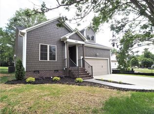 622 13th Avenue Pl NW, Hickory, NC 28601