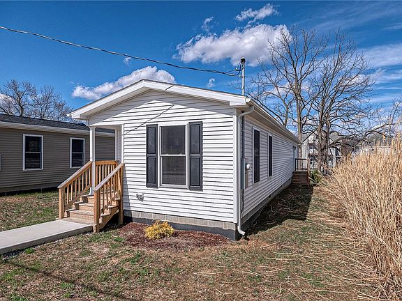 2nd image of 449 Motheral Ave