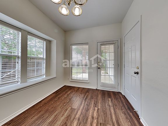 5th image of 1481 Apenzell Ln