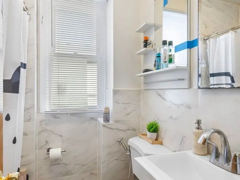 37 Terrace Ave #2 — Photo 3