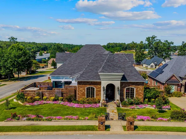 418 Suncrest St, Bryant, AR 72022