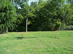 3rd image of 719 Woodmont Blvd