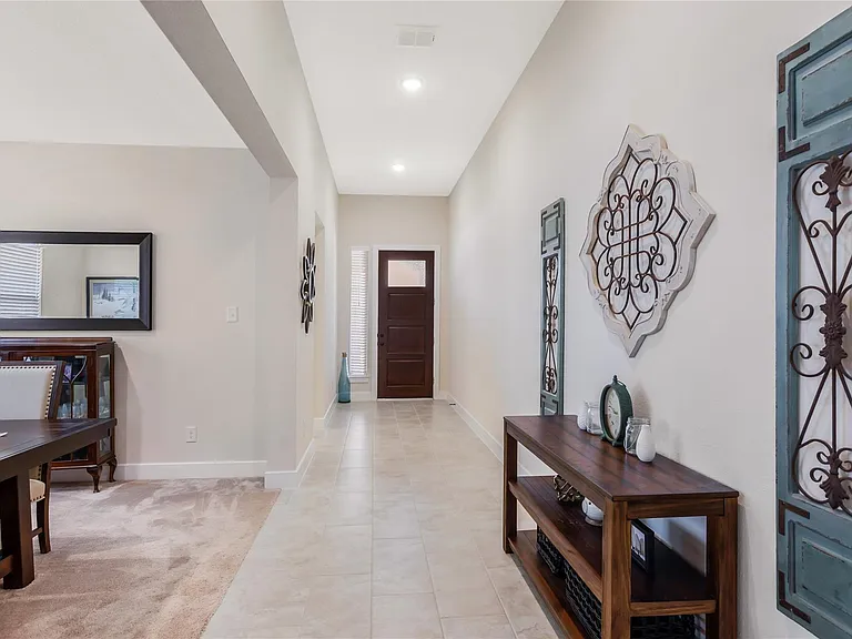 9211 Lowell Cliff Dr — Photo 11