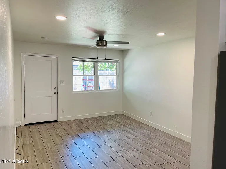 4601 N 12th Ave #2 — Photo 5