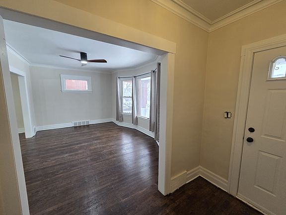 5th image of 4481 Seminole St