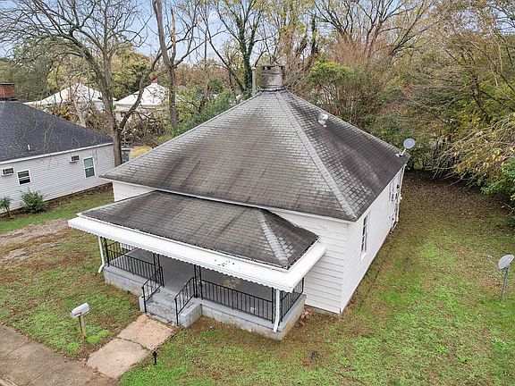 2nd image of 368 Farley St