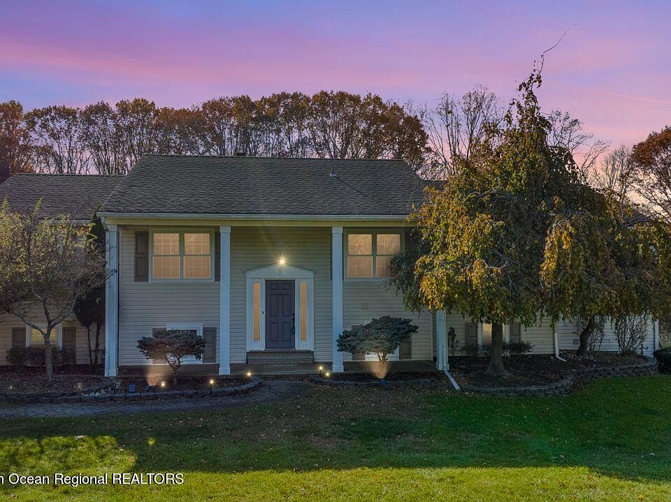 6 Theresa Drive, Holmdel, NJ 07733 Zillow