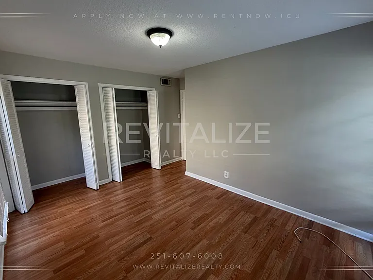 1504 Dauphin St #6 — Photo 16