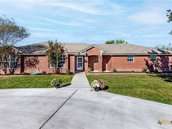 644 Hilltop Dr, Copperas Cove, TX 76522