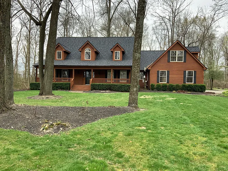 172 Bermuda Dr — Photo 1