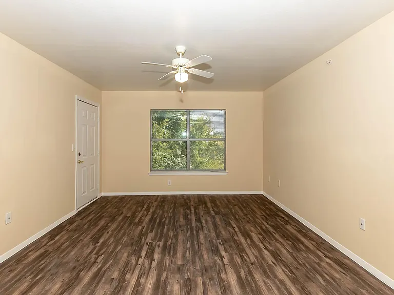Wright Senior Apartments — Photo 64