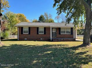 2812 Christmasville Rd, Jackson, TN 38305