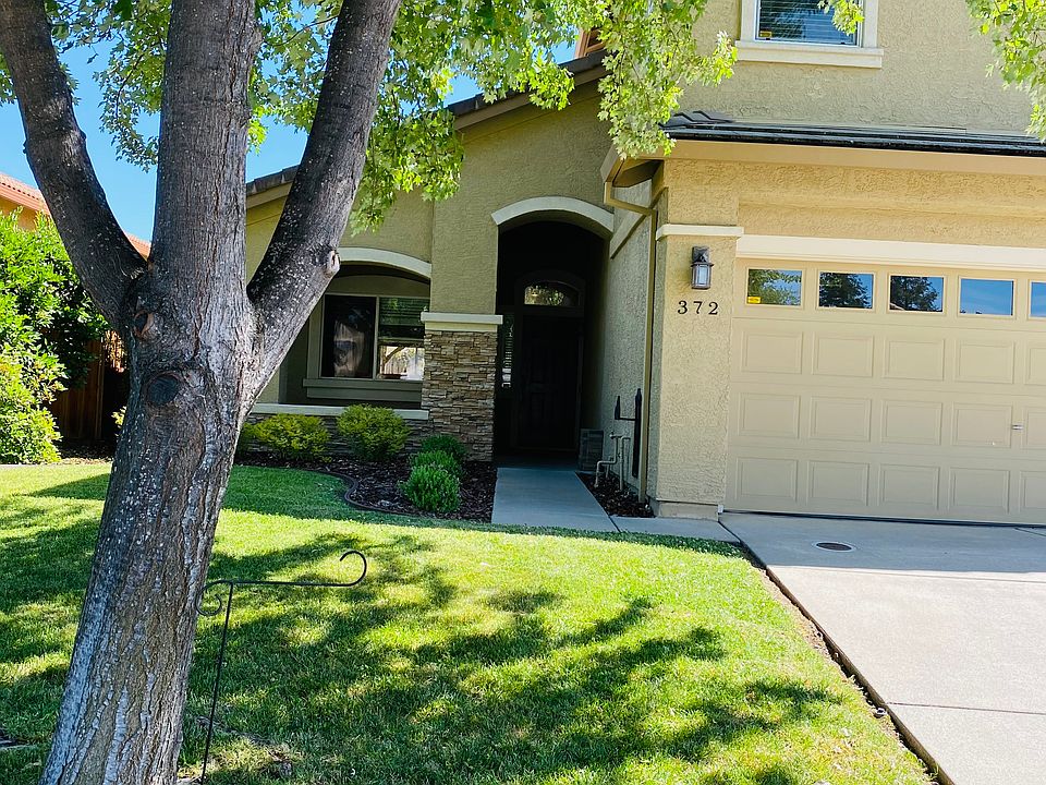 1st image of 372 Hatton Ct