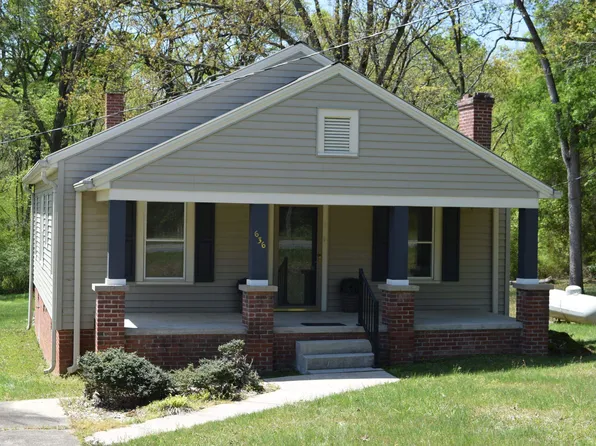 636 S Staley St, Staley, NC 27355