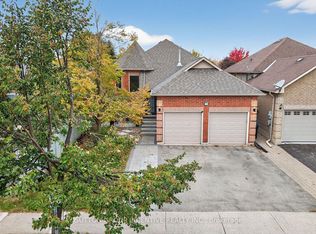 124 Hanmer St E, Barrie, ON L4M 6V9