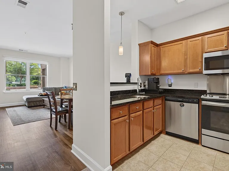 11800 Sunset Hls #126 — Photo 3