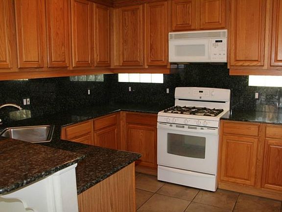 2nd image of 1109 Oak Brush Pl