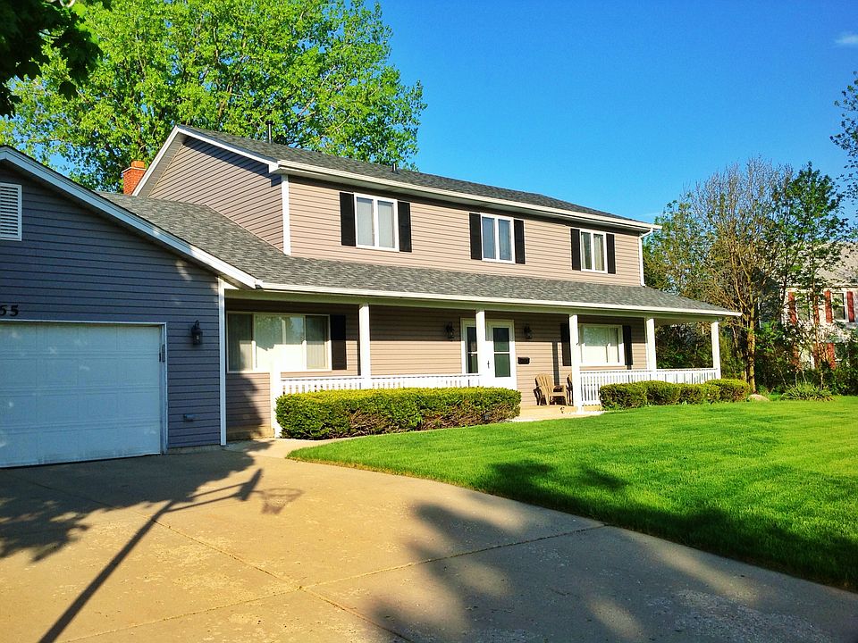 2nd image of 1965 Fairway Ct