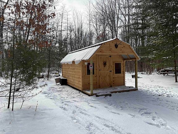 4th image of 4123 Waterman Rd