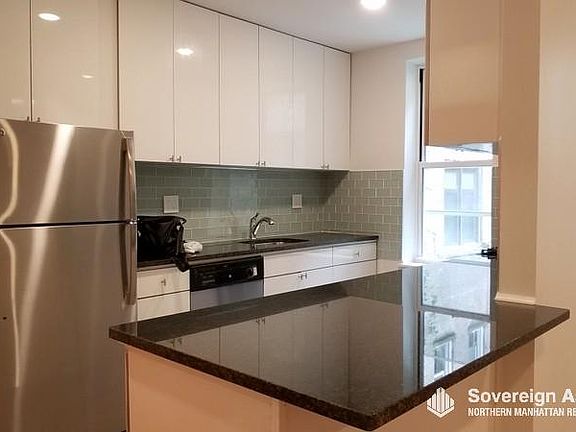 4th image of 707 W 171st St APT F