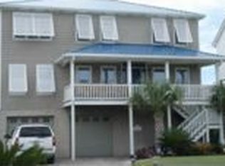 302 N Kinston Ave, Atlantic Beach, NC 28512