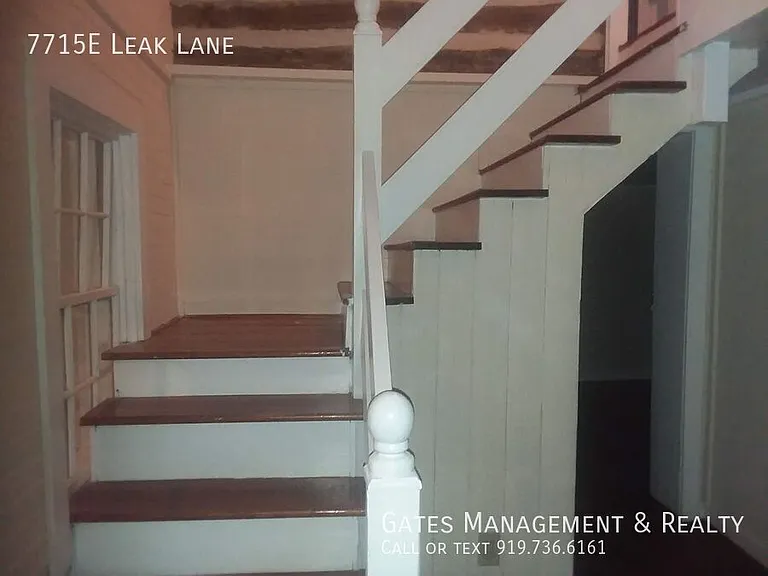 7715 Leak Ln E — Photo 16